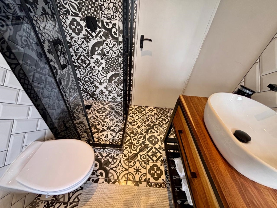 To Let 3 Bedroom Property for Rent in Windsor Park Estate Western Cape